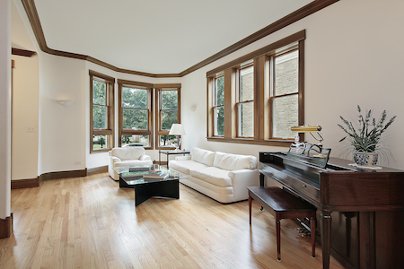 How to Use Hardwood Flooring to Enhance Your Home's Aesthetics